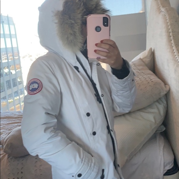 Canada Goose Jackets & Blazers - (Canada Goose) Down Parka